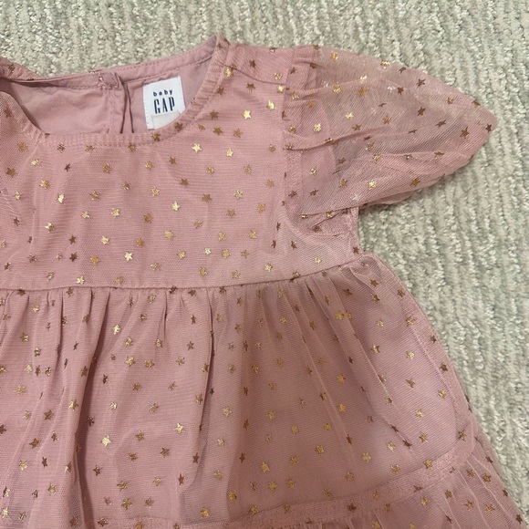 2 adorable gap dresses 12-18 months - Picture 4 of 7